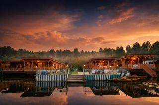 Firdous Houseboats at Dal Lake - 0