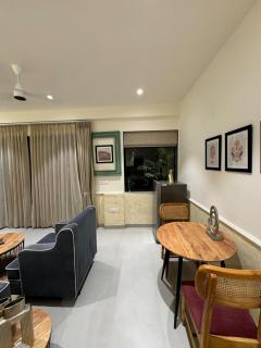 Villa Palm Stone 1BHK Penthouse JLN Marg - 1