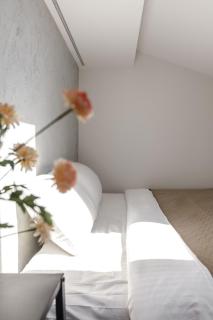 Stylish Paupys Loft with Balcony & View with free Parking - 6