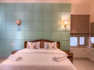 Villa Palm Stone 2BHK Penthouse JLN Marg - 6