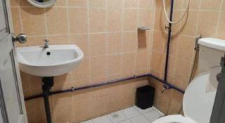 OYO HOME 90667 Chen Room Bs - 1