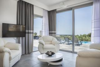 Villa Paige by Villa Select - 9
