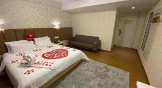 7 Days Inn Huizhou Xiaojinkou High-Speed Railway Station - 7