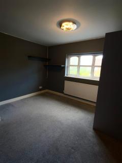 Solihull Luxury Escape Park Views & Hot Tub 5 Bedrooms 5 King and Double Beds 2 Full Bathrooms -3 WC 10 Guests- LWB Van Parking Off Solihull Bypass NR NEC BHX JLR & More by Samina, ARZ Stays - 5