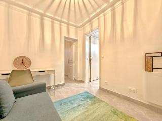 Paris Latin Quarter Stay with Elevator nearMetro - 6