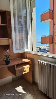 Fronte Mare Riviera del Conero, Wi-Fi gratuita, 3 camere, 10 letti, - 2