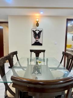 LUXURY service APARTMENT - 8