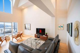 405 - Modern and Luxury Condo - View and Pool - 0