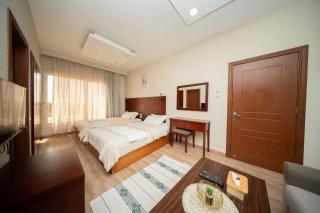 The Home Dreamland - 6