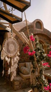 Arch House - 2