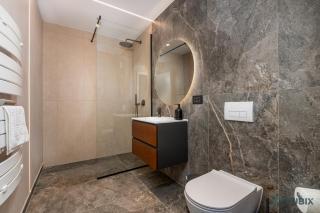 Hubix Suites Coresi - 7