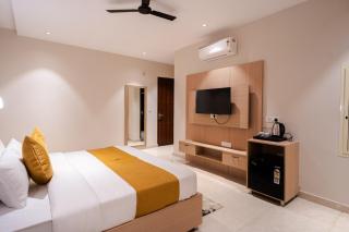 NAYAB CORBETT RESORT and SPA - 3
