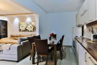 Railstone - 4