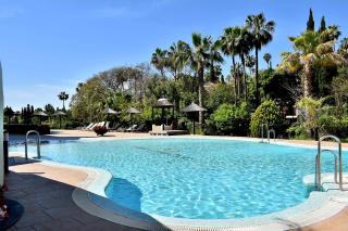 Bhost - Aloha Hill Club - 0