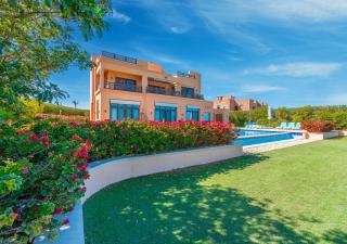 Premium 2BR in Fanadir Bay El Gouna Lagoon & Sea Views - 1