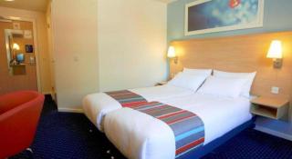 Travelodge Halkyn - 8