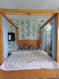 Palm Tree Paradise Retreat by Splendid Retreat Hotels - 3