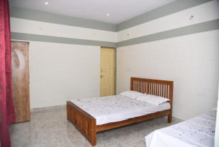 The Red Carpet Homestay - 1