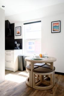James Court Llandudno Luxury Apartment 2 & Parking - 8