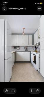 Centralt hus med AC och dubbel garage nära stranden - 2