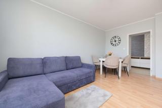 Modern & Pet Friendly Apartment with Balcony by Noclegi Renters - 4