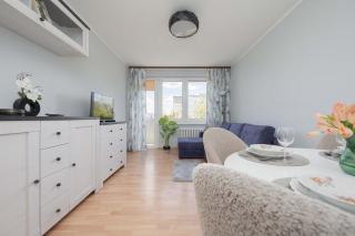 Modern & Pet Friendly Apartment with Balcony by Noclegi Renters - 1