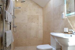 The Old Milking Parlour - 5 beds, hot tub, garden - 1