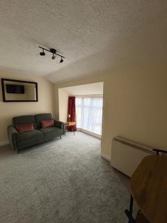 Wood Lodge Estate 3A - 6