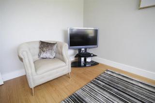 4 Bed in Swansea oc-hh682 - 3