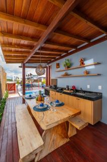Casa Luz da Lua - Barra Grande - Maraú - Piscina privativa com deck de madeira à beira do lago - 2