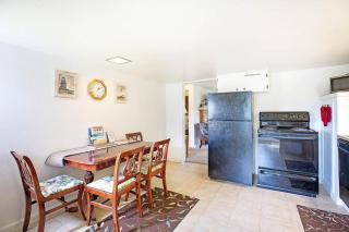 You Won't Be Crabby After Staying Here - 2