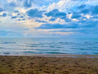 Great Lakes Resort - Entire Beach House - Suite 15 and 16 - 9