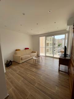 Appartement T3 neuf centre ville - 3