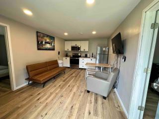 Great Lakes Resort - Family Suite - Suite 4 - 1