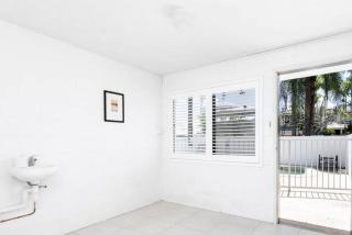 Unit 3 35 Noosa Parade TABI Beautifully Renovated North Facing 2 bedrooms - 0