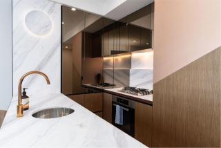 Stunning Harbour View 2 Bedroom 2 Bath Suite - 2