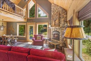 Escape the Tech-connected at Relaxing Elk Meadows - 0