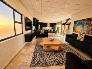 Kadosh Self Catering Villa - 0