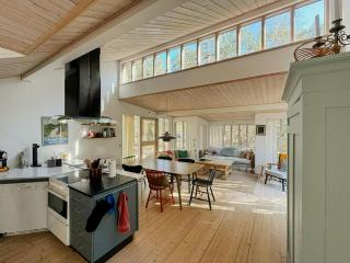 Forest House Near Bakka Harbor And Kadeau - 6