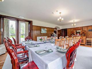Dunoon - Sleeps 17 - Group Retreat with Parking - 5