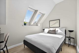 Sanctuary Hotel - En Suite Rooms - 8