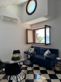 Seafront Apartments Villa Oliva with Private Boat Mooring - 4