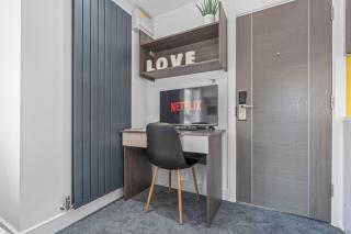 New House Serviced Apartments - 8