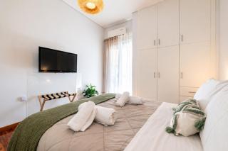 Cozy Studio with Balcony Swing near Kalamata Center - 4