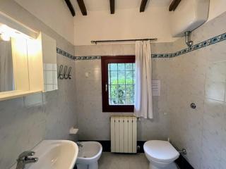 Secluded Tuscan Villa with Stunning Views - Pescia - 1