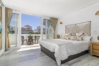 Marbella Beach - New Modern flat Nueva Andalucia in Puerto Banus - EXCEPTIONNEL LOCATION - 5