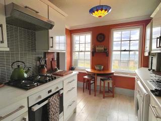 Sea views meet cosy decadence - 2
