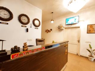 HOTEL SKY HIGH RESIDENCY - Premium Property By SKY Hotels & Homestays - 2