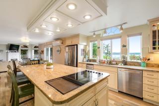Driftwood Hideaway - Indian Beach - 2