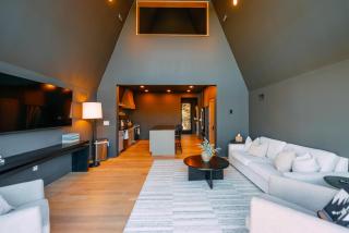 Arcadia Hills - The Lookout - 3